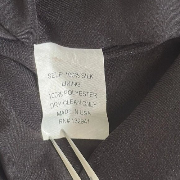 Amanda Uprichard Women’s Navy 100% Silk Sleeveless Tie Waist V-Neck Romper Sz S - Picture 10 of 10